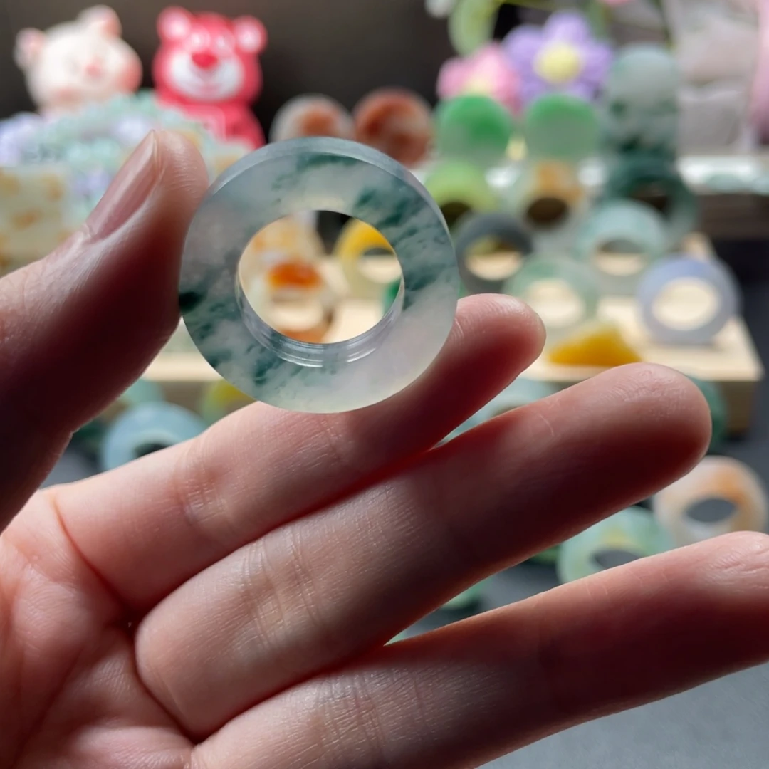 华***泉定制翡翠未镶嵌翡翠