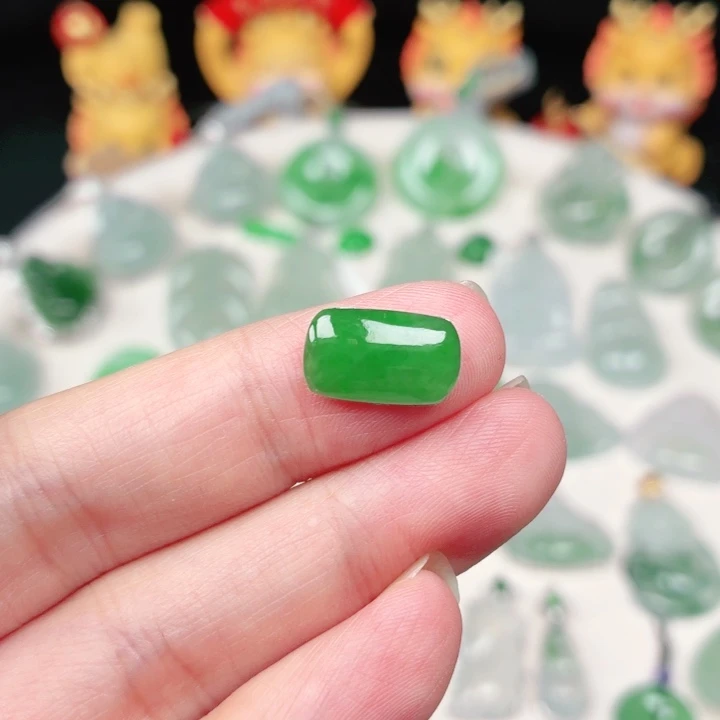 翡翠裸石缅甸天然A货翡翠