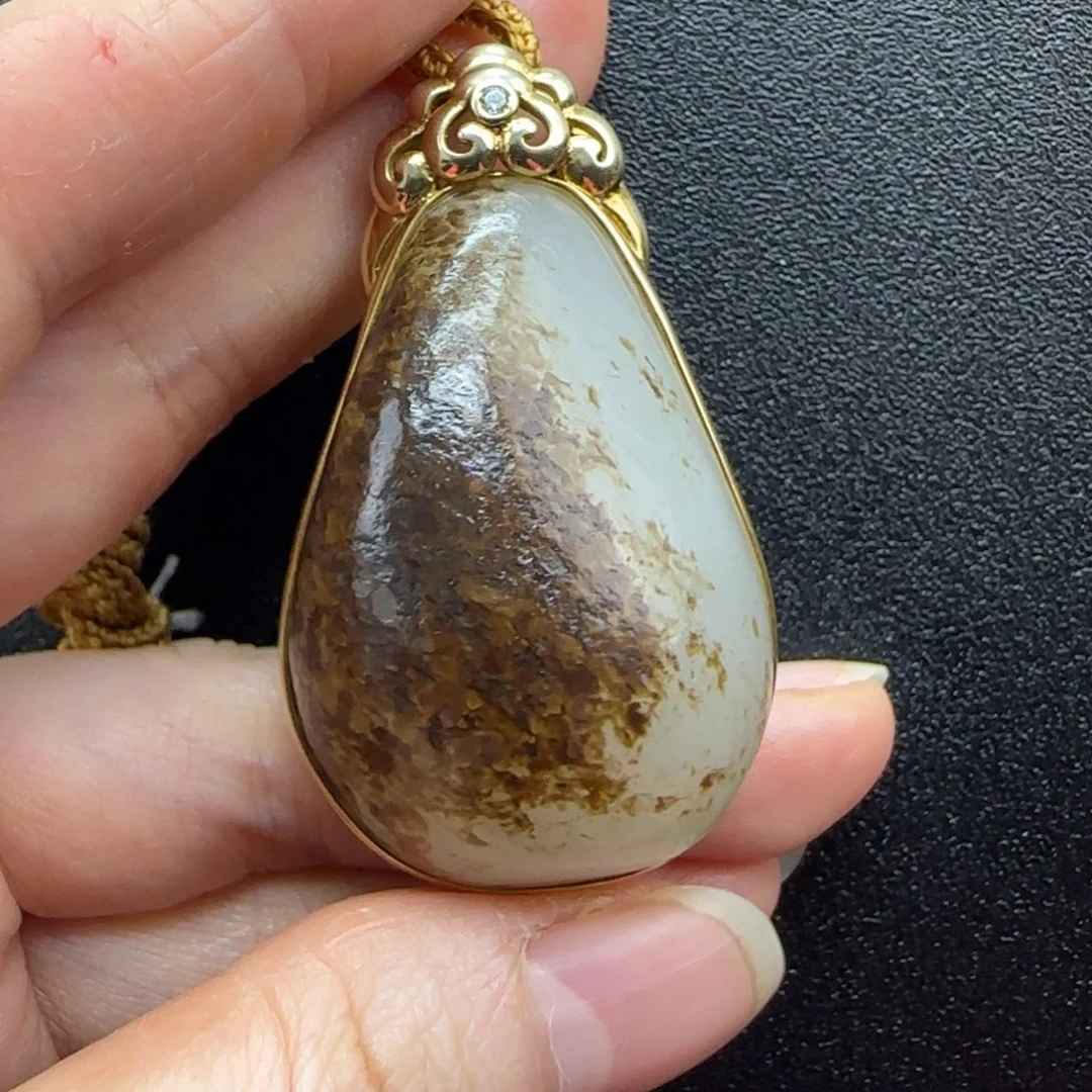 和田玉未镶嵌挂件