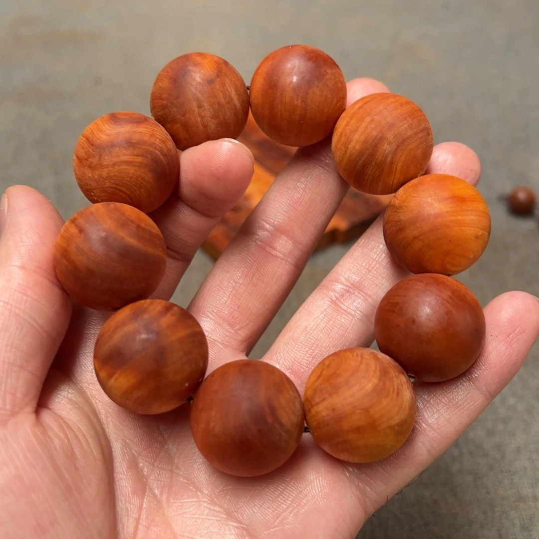 赶***张柏木（崖柏）北太行陈化崖柏