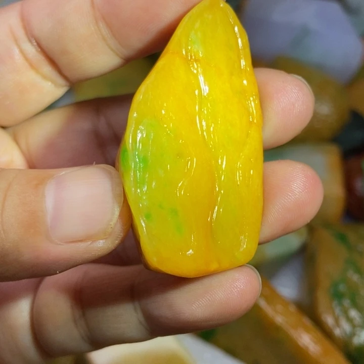 翡翠挂件未镶嵌缅甸翡翠