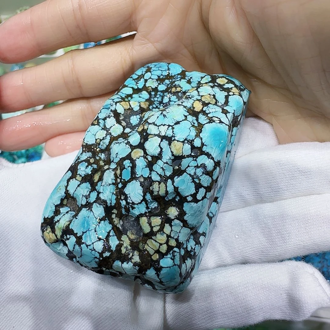 绿松石未镶嵌原矿绿松石