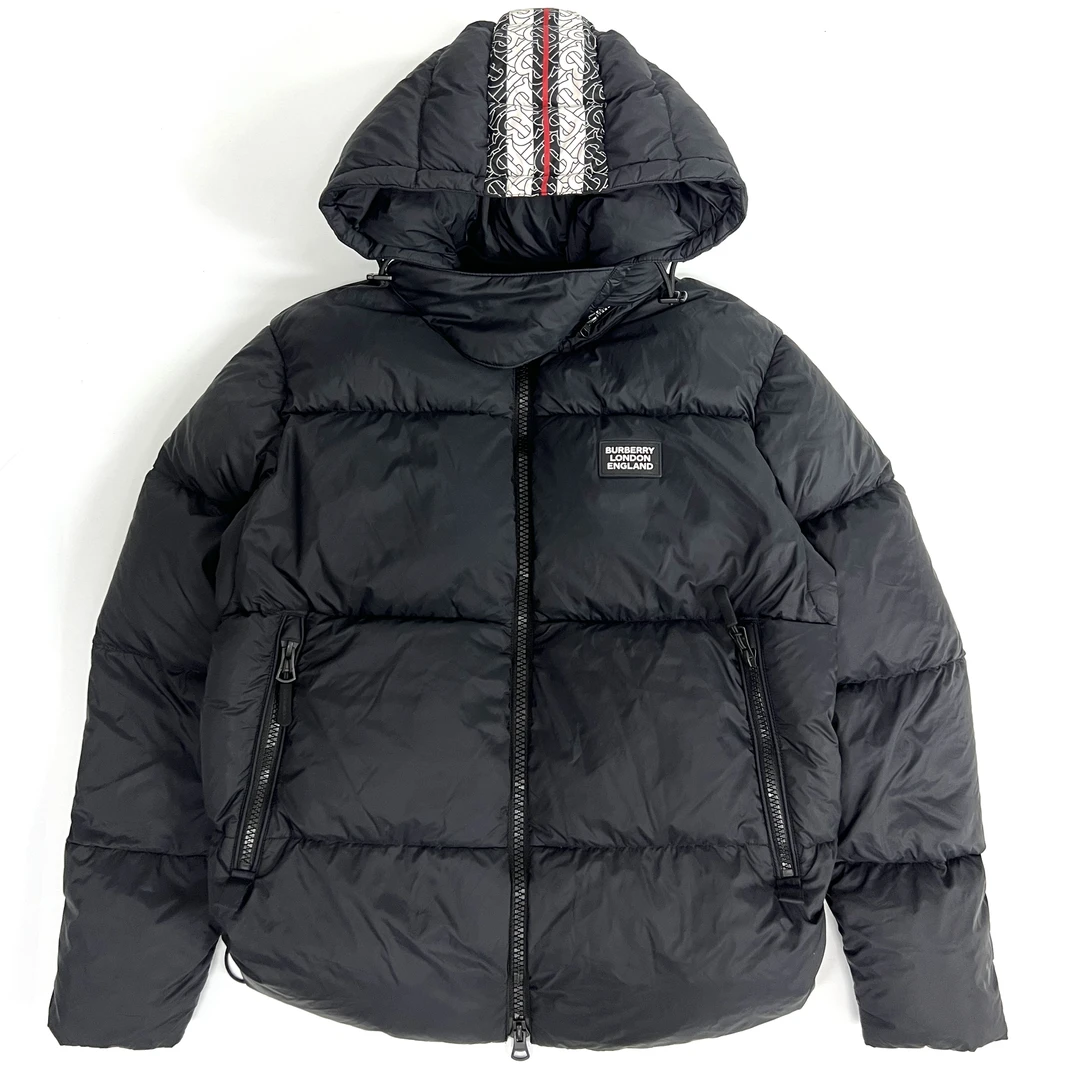 99新 BURBERRY/博柏利 黑色徽标logo鹅绒羽绒服 S码/宽松/厚款/