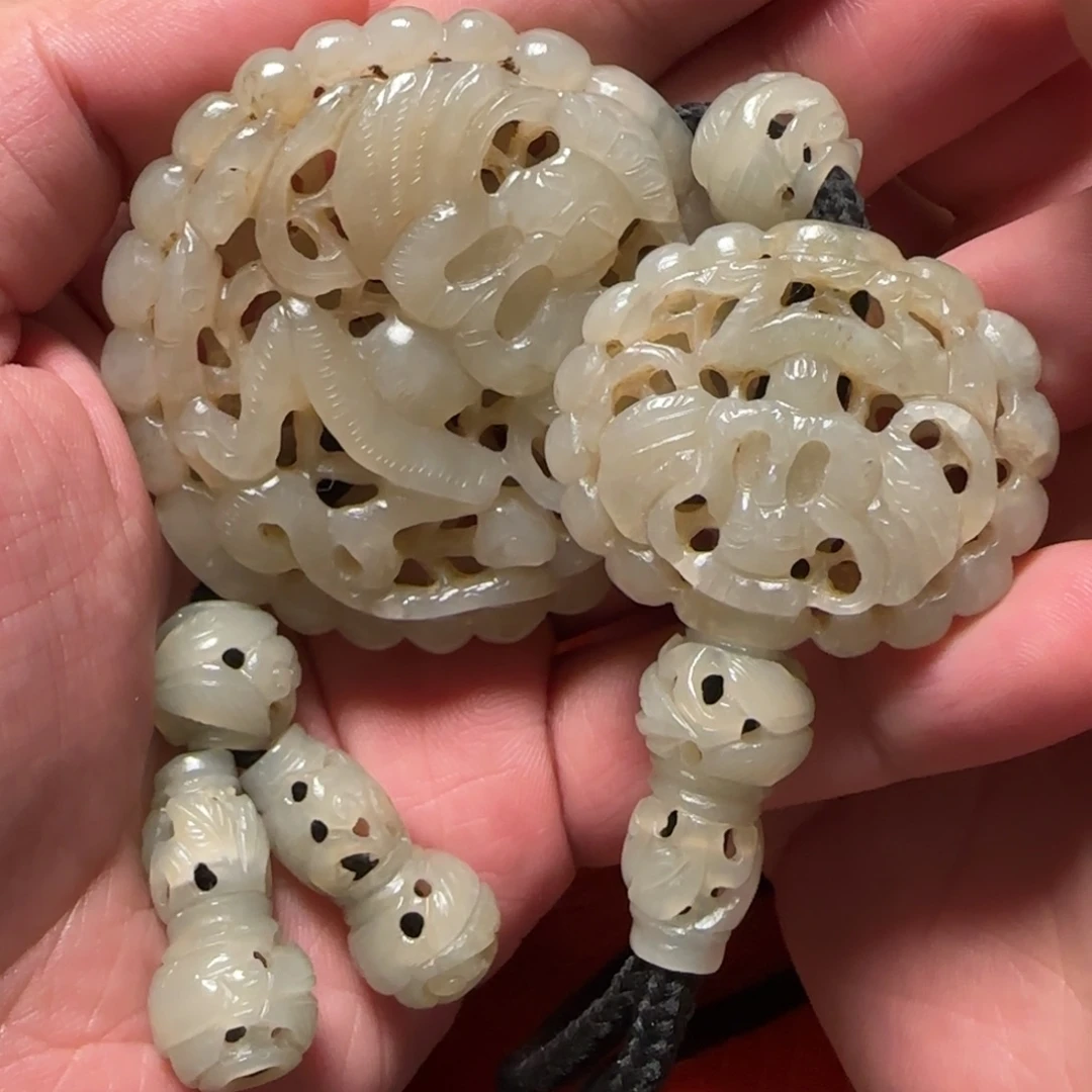 行***空和田玉未镶嵌挂件