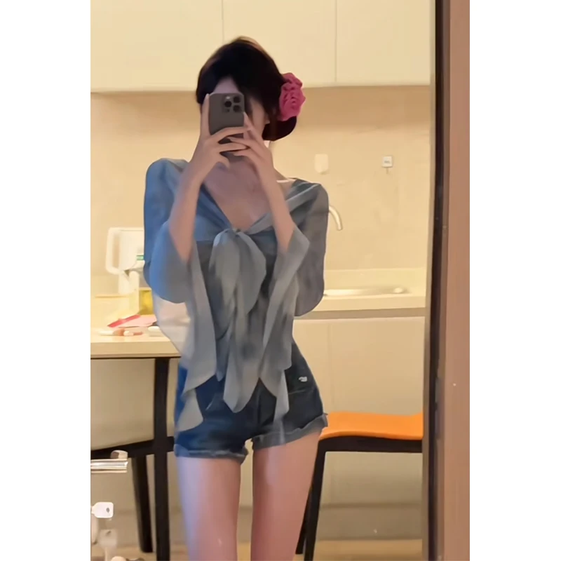 2025年法式纯欲风小众时尚长袖上衣女装高级感短款牛仔裤两件套装