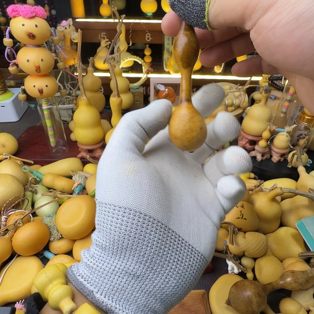 我****木葫芦一枚蚂蚁杆子