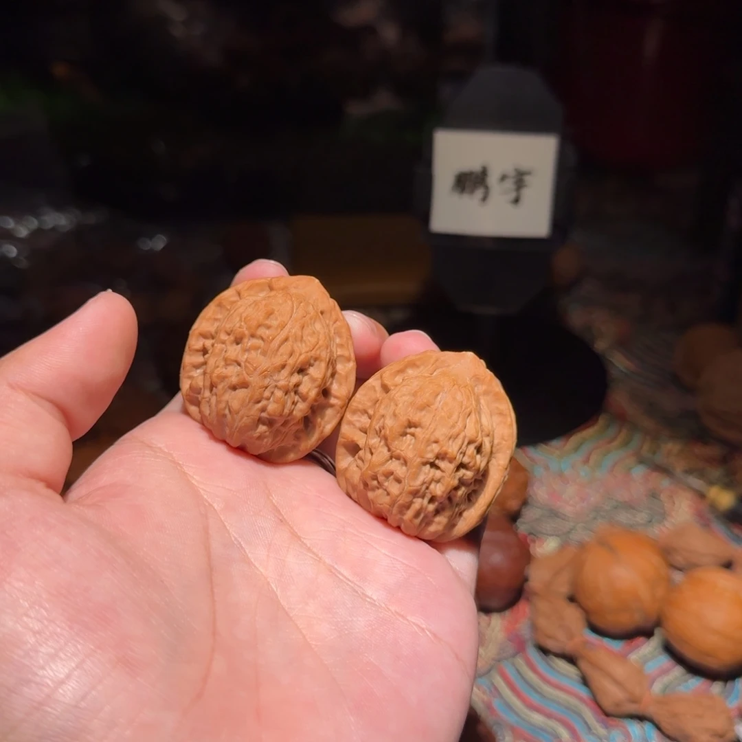 把件核桃037号38原树玉观音文玩核桃