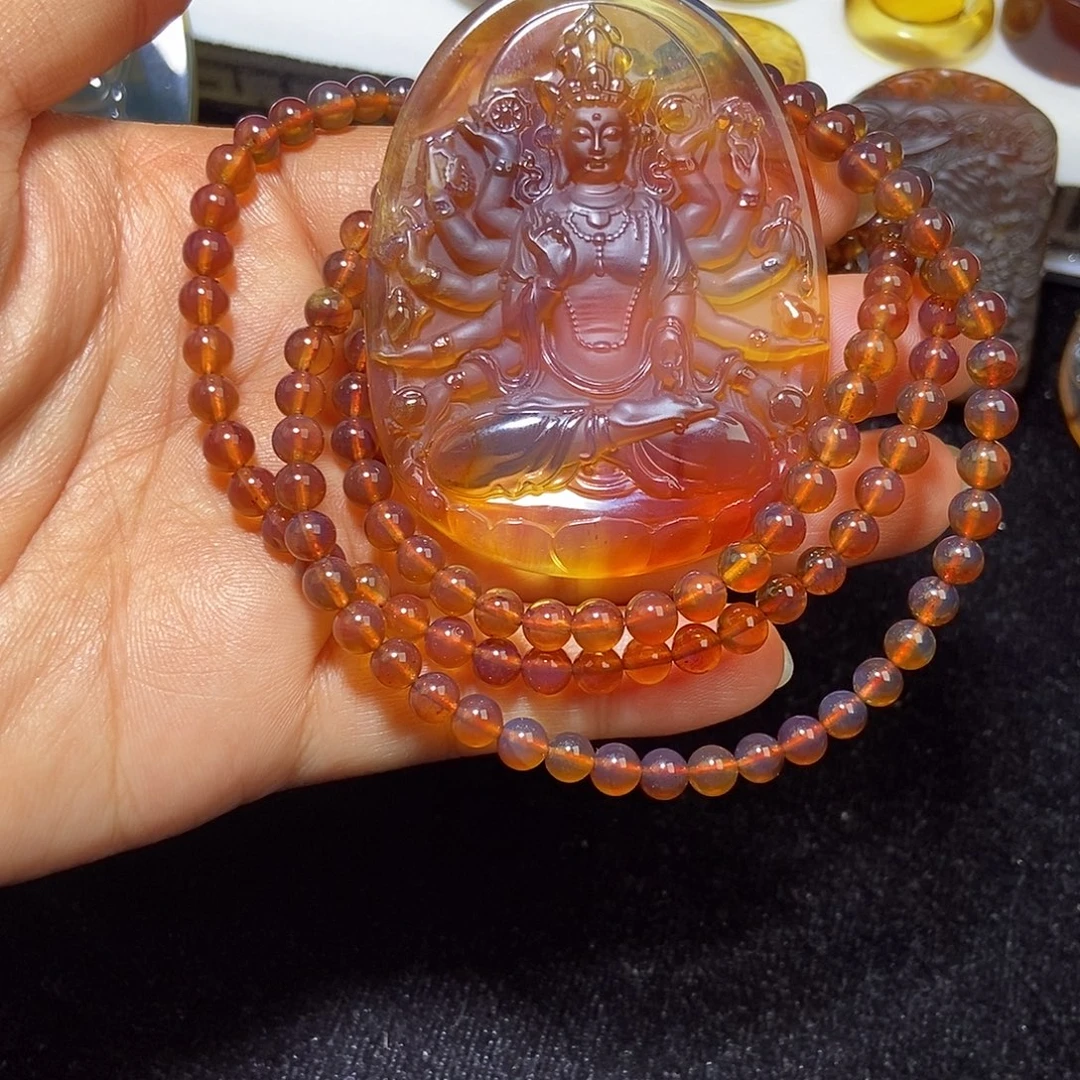 琥珀未镶嵌颈饰缅甸天然琥珀吊坠