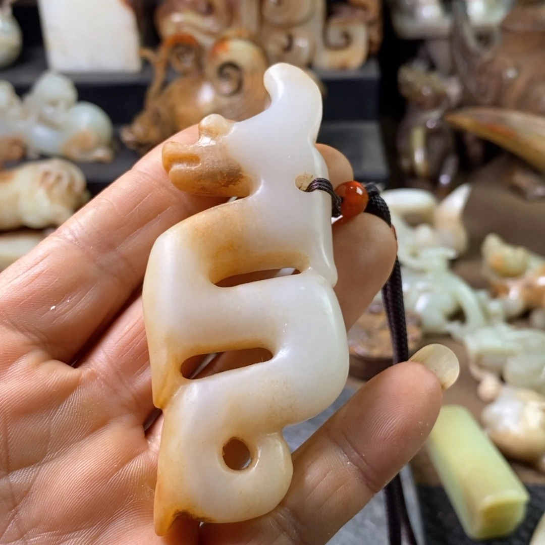 未镶嵌和田玉（糖玉）挂件