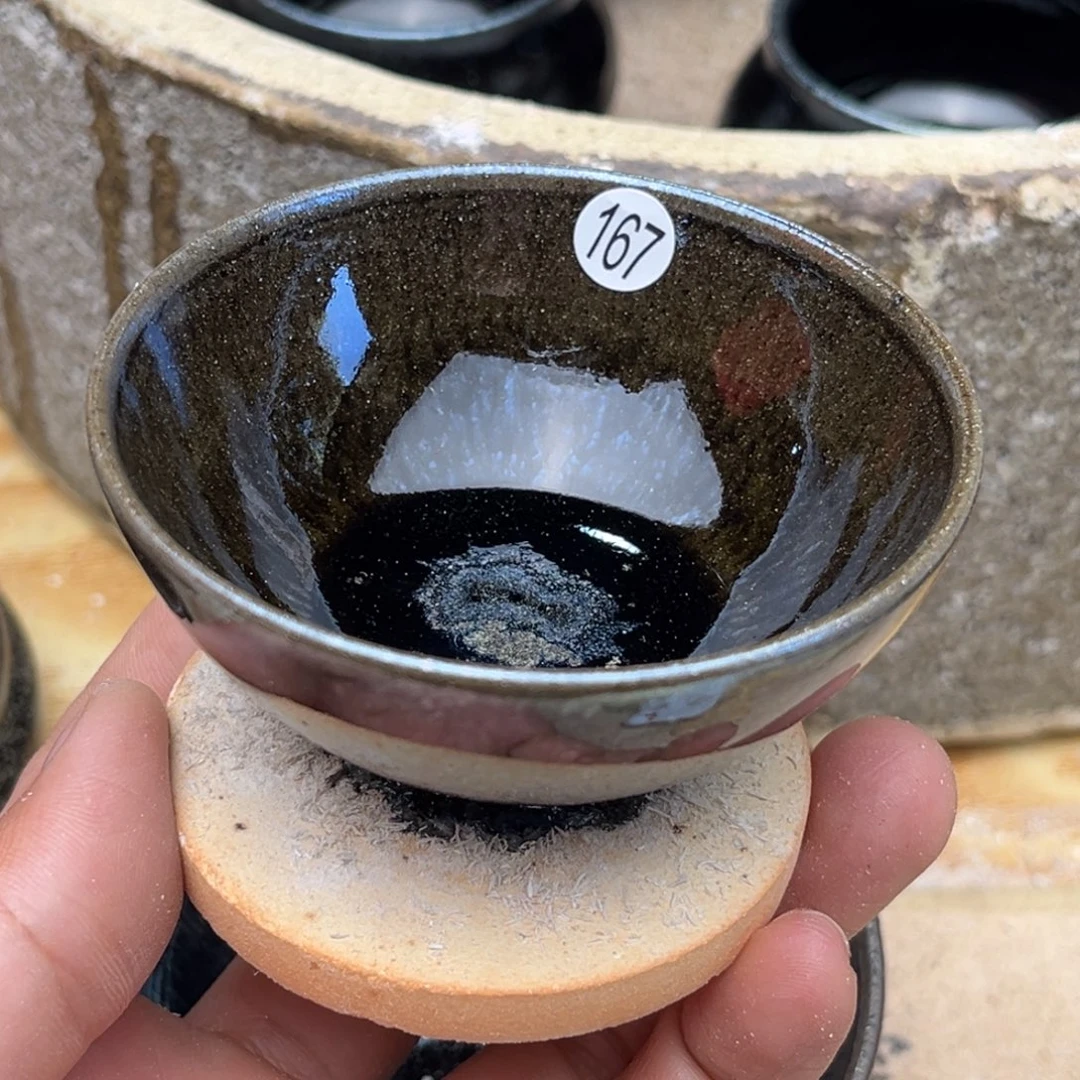 茶盏义兴龙窑坚持真柴烧微瑕