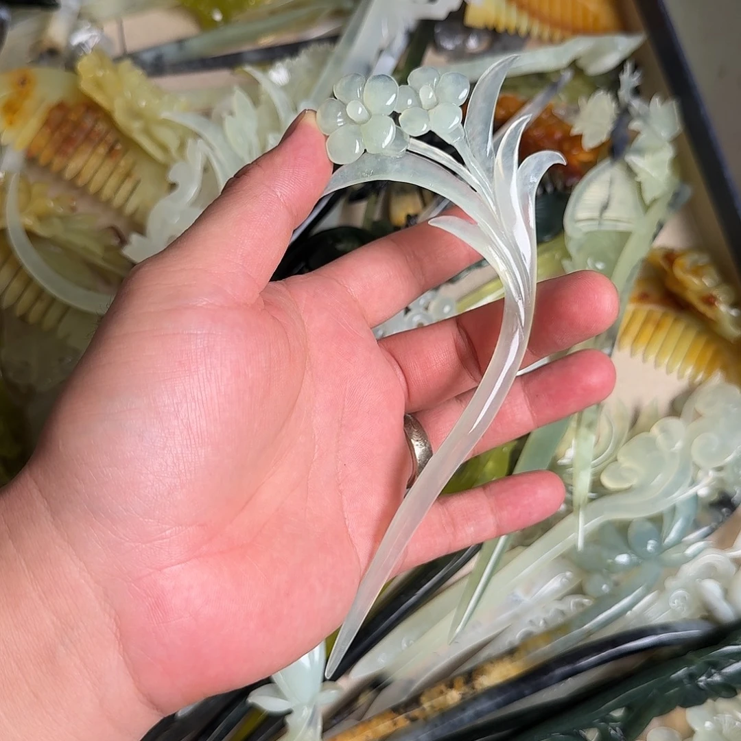 小***绵未镶嵌蛇纹石玉发饰