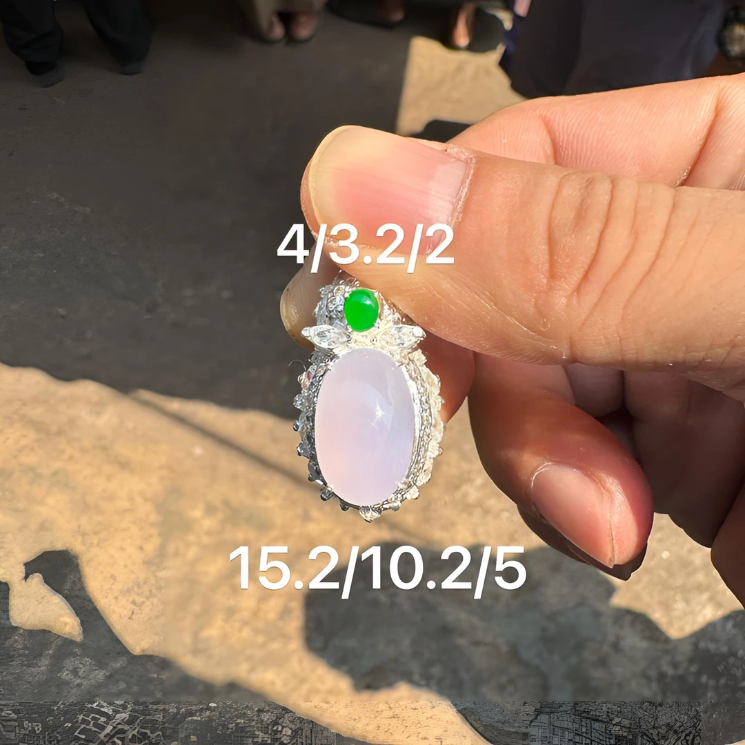 0529(小哪吒在源头)冰种翡翠粉春吊坠干净肉细饱满杠味荧光足M60