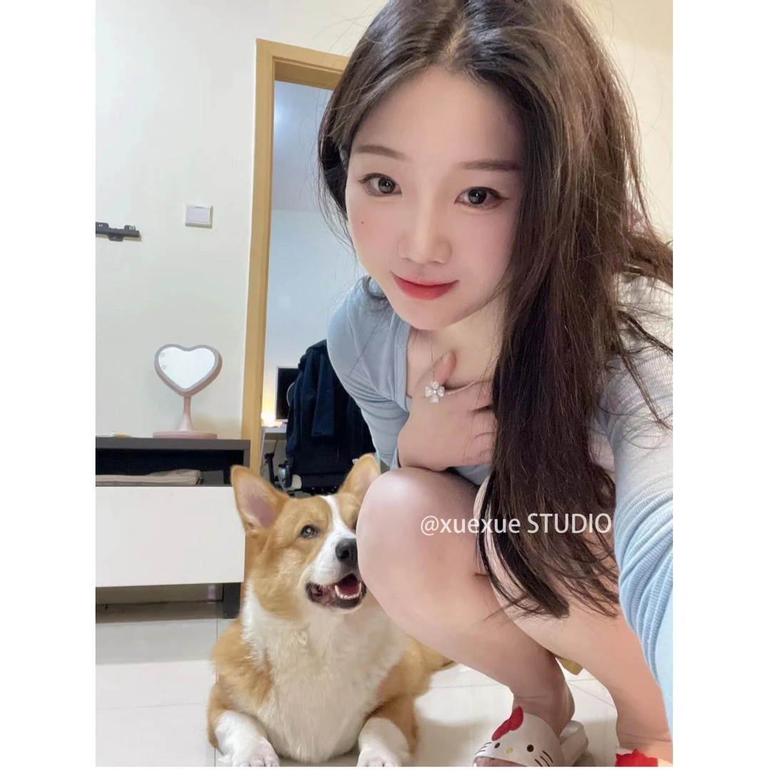 一只雪雪【江南美人】新款拼接显肤色显瘦小上衣时尚百搭秋季修身