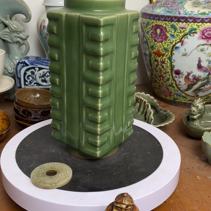 紫砂花瓶瓷器瓷器