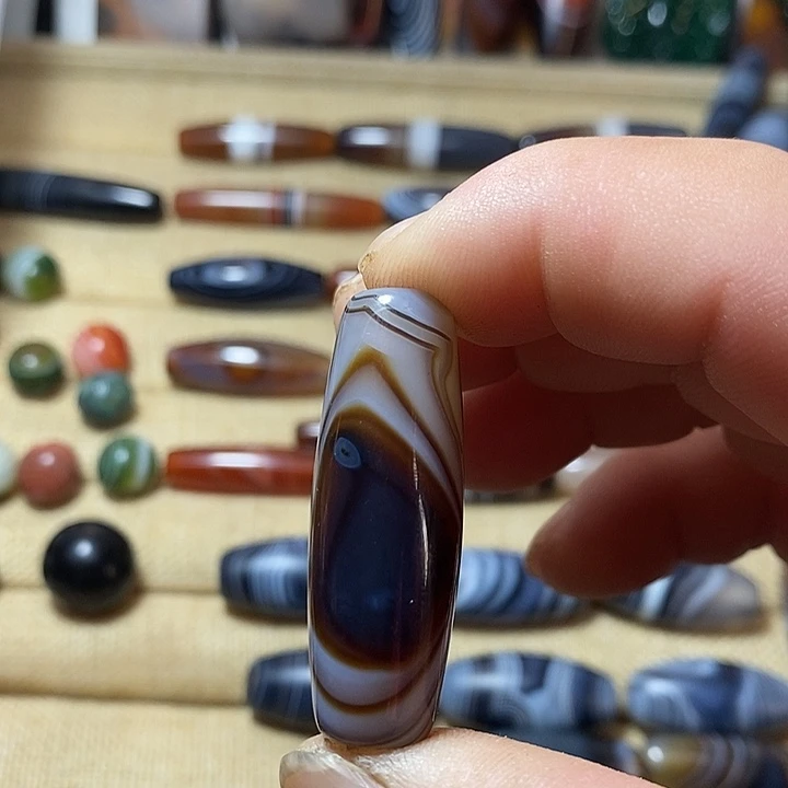 玛瑙/玉髓合金颈饰