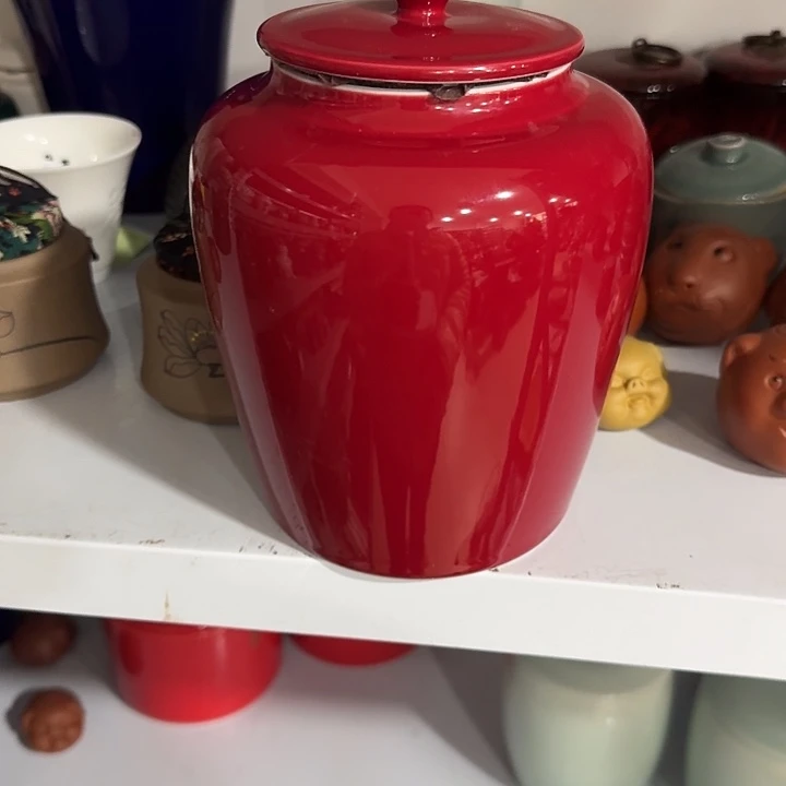 主人杯一个，瓷。。主人