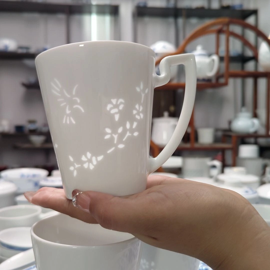 瓷翠影马克杯一个