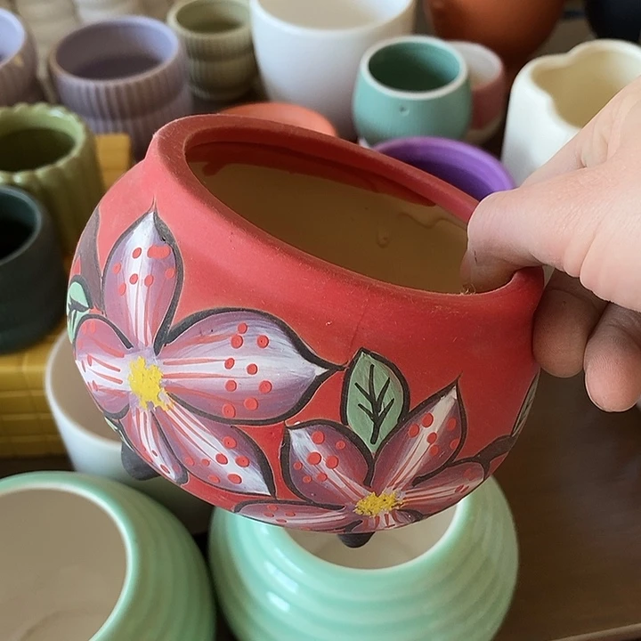 陶盆有孔 瑕疵针孔漏釉介意勿拍外口 9外高9