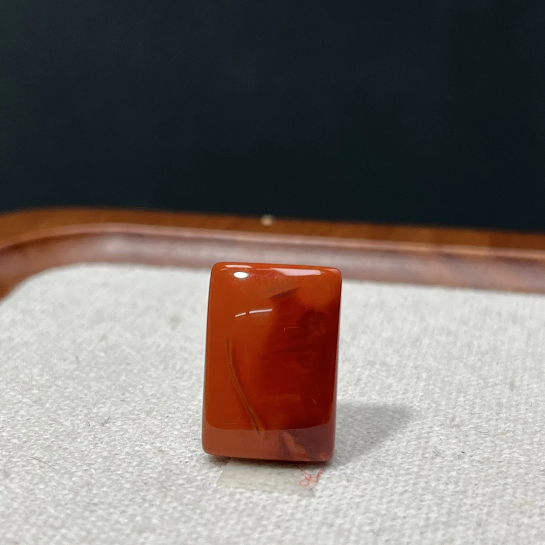 天然原矿瓦西南红吊坠尺寸约5X11.5X17毫米AC0086