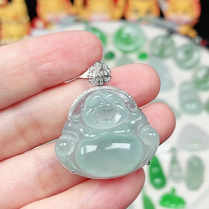 翡翠18K金镶嵌颈饰缅甸天然A货翡翠