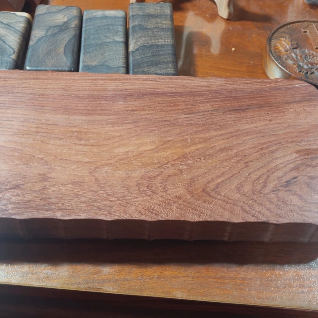 荻***：白酸枝材料的竹节盘子29.5