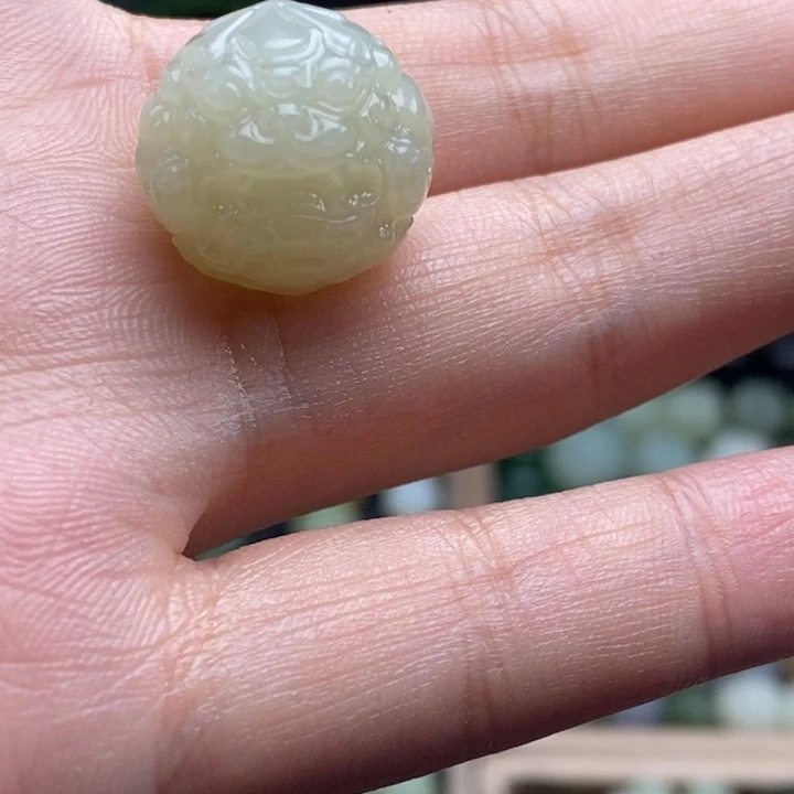 未镶嵌和田玉（糖玉）珠宝半成品