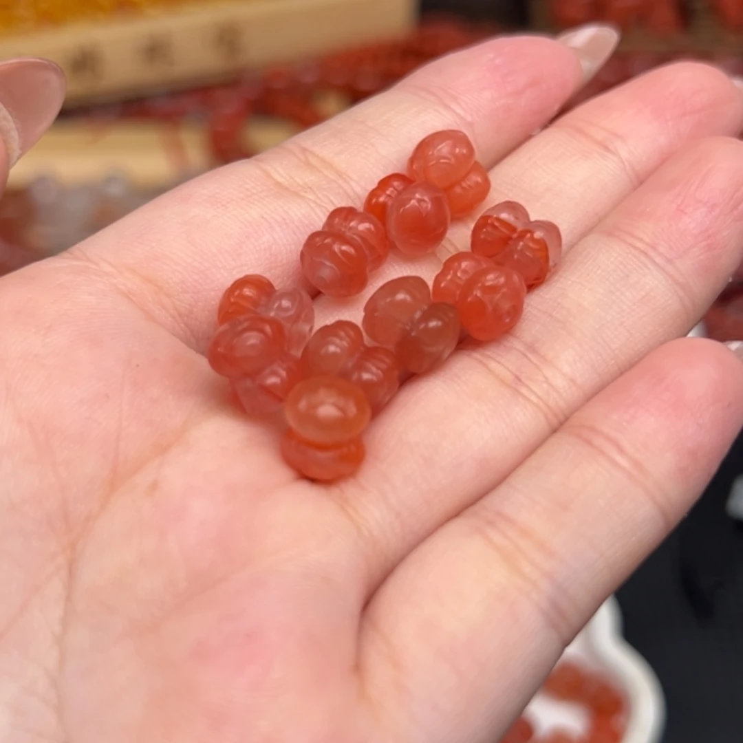 憨***球南红玛瑙未镶嵌吊坠(不含链)