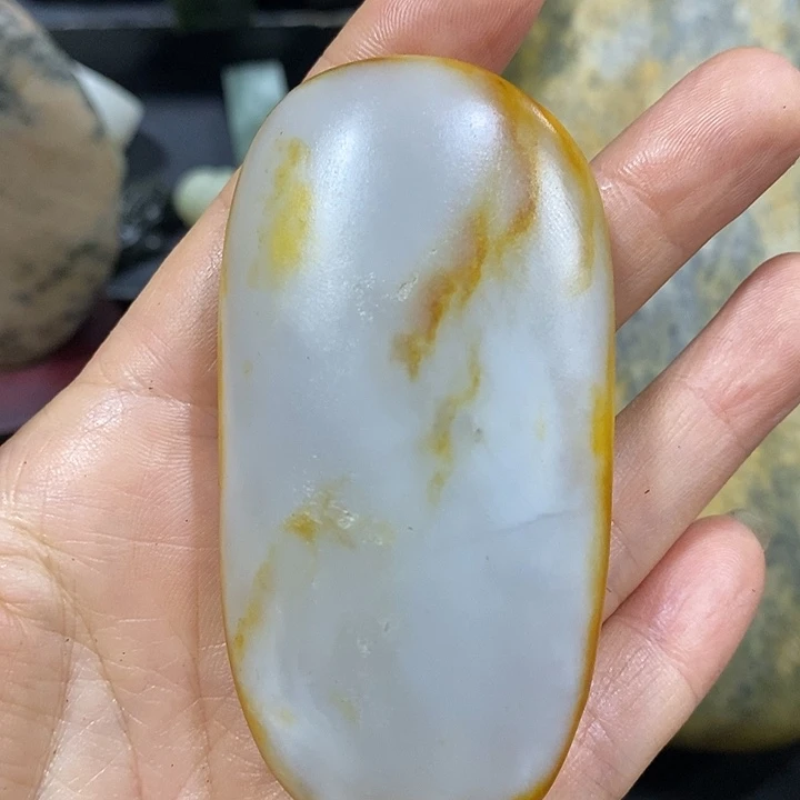 百***右未镶嵌和田玉（糖玉）挂件