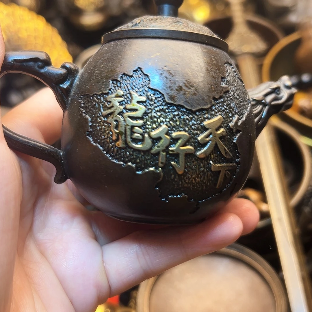 精美铜器工艺品等