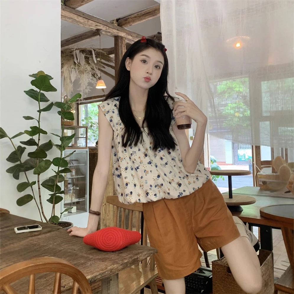 2025新款小清新方领碎花小背心女夏季减龄甜美短款别致娃娃衫上衣