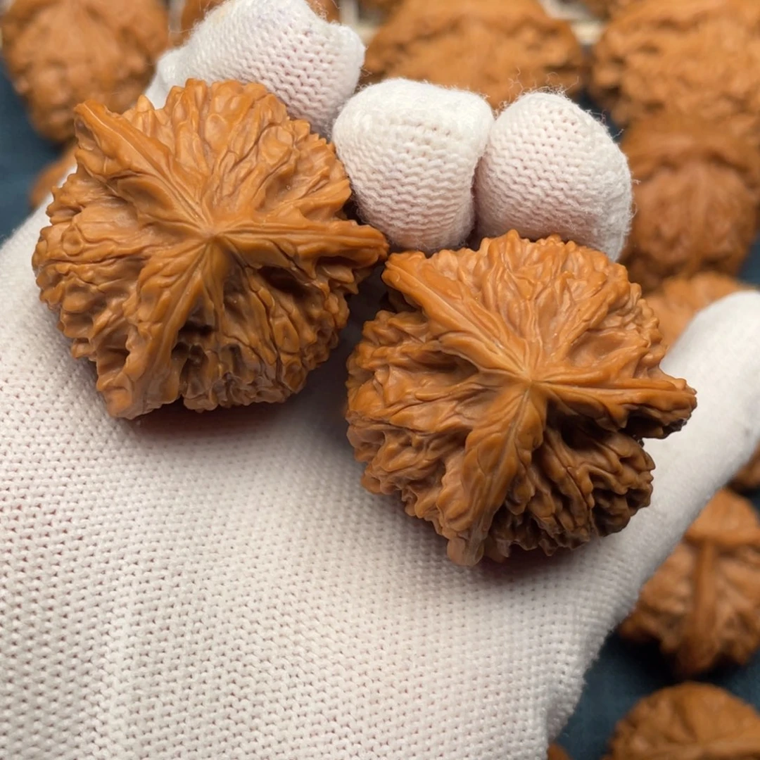 文玩核桃把件37全品毕业玉龙粗筋球正奔