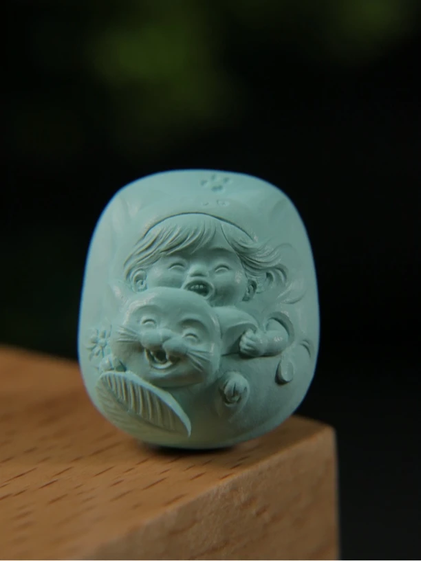 原矿绿松石童趣吊坠 尺寸22.8×26.4×15.8mm，重11.6g