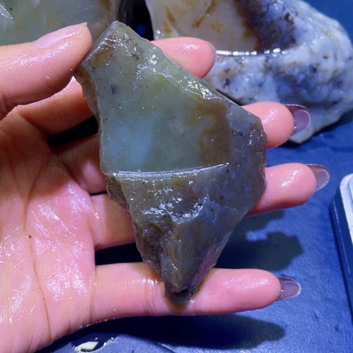 和田玉（糖玉）未镶嵌珠宝半成品