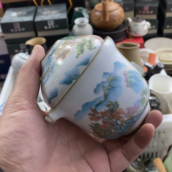 陶瓷艺术品及陶瓷制品带****人