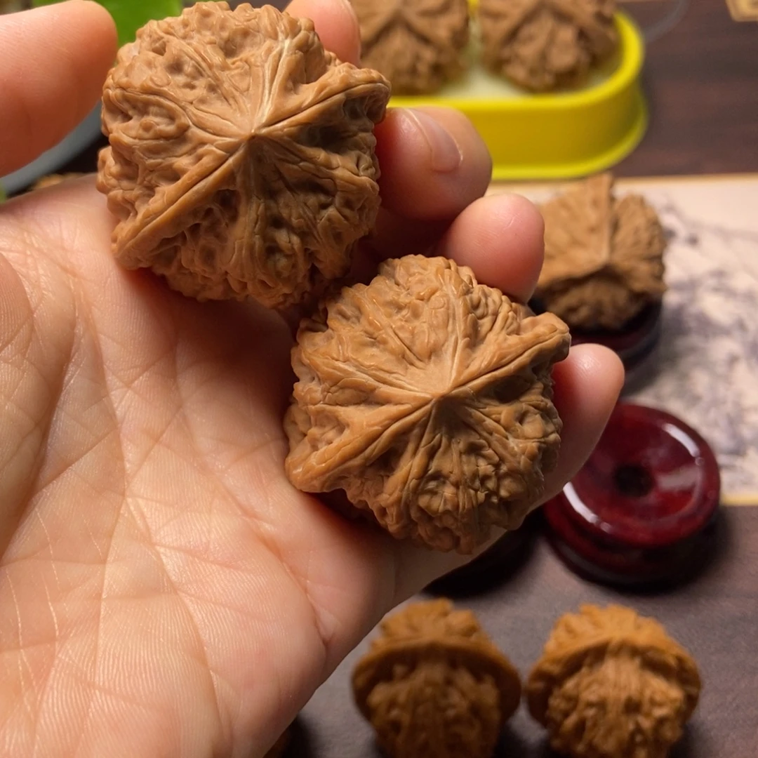 文玩核桃把件全品平谷凹底42