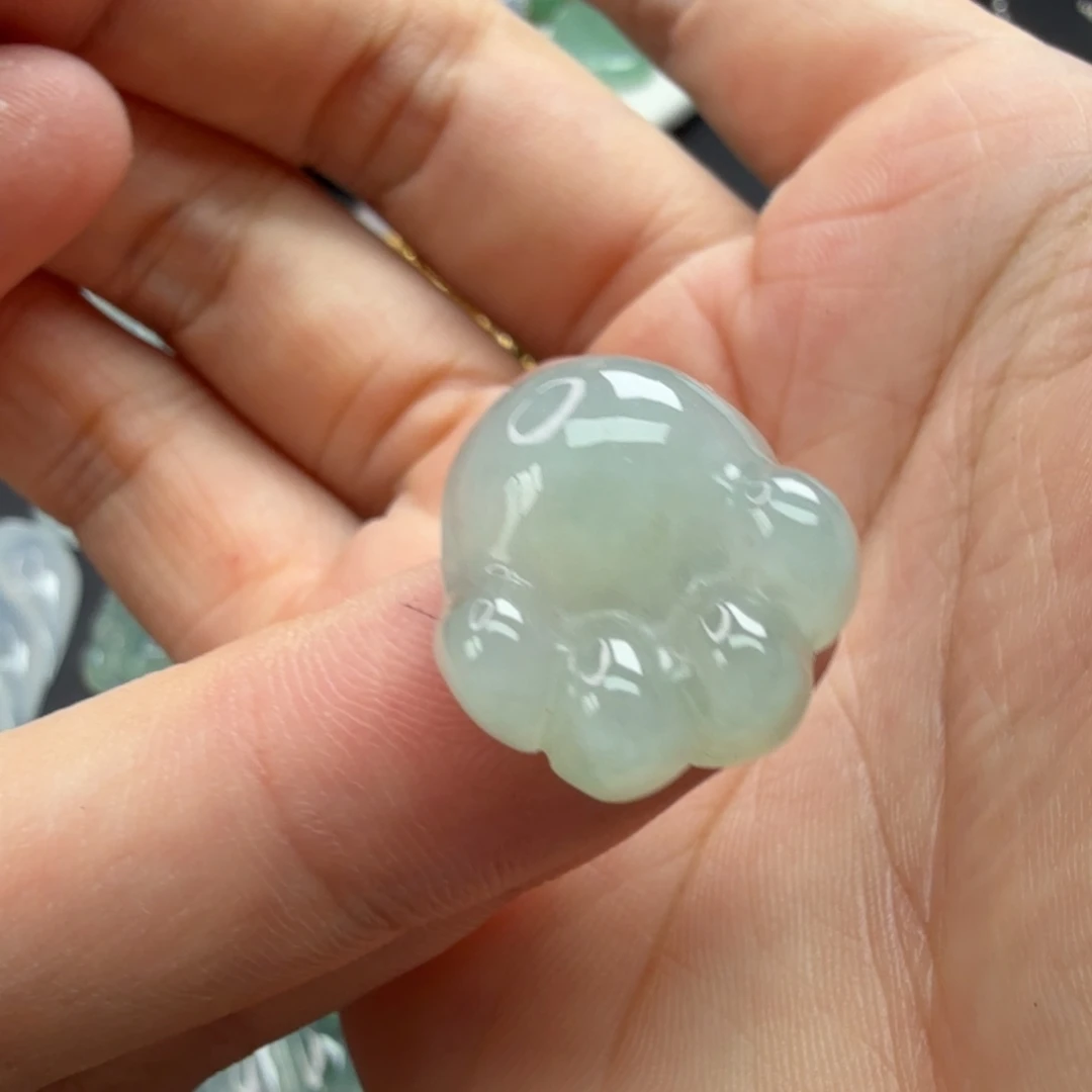 翡翠未镶嵌颈饰117