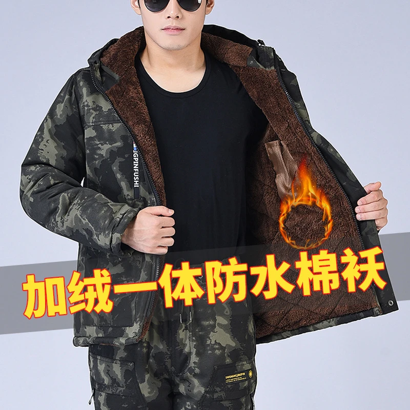 宽松冬季新款防水加绒迷彩棉袄拉链多口袋军超厚大衣劳保潮男外套