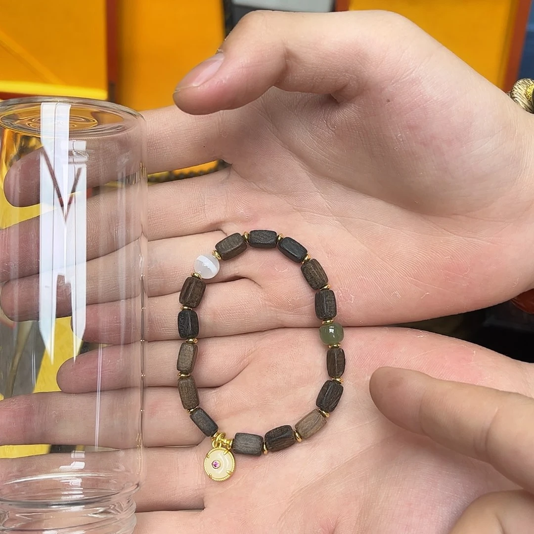 大叶紫檀（黑酸枝木类）