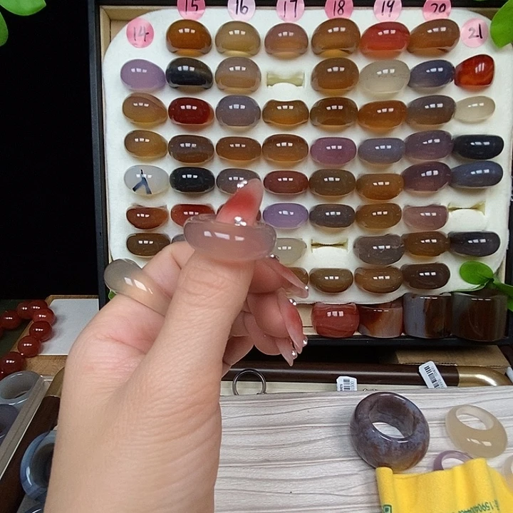 -****玛瑙/玉髓未镶嵌戒指