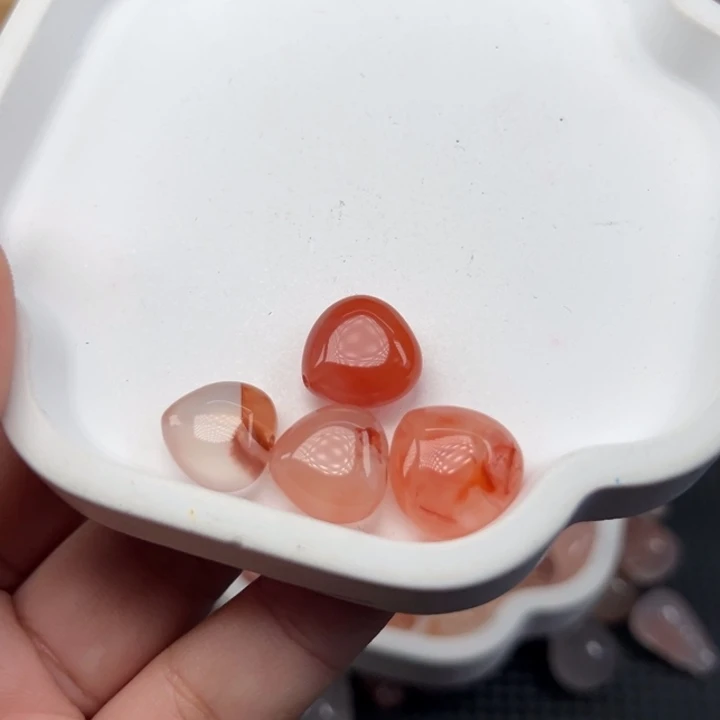 吊坠(不含链)未镶嵌南红玛瑙多样性