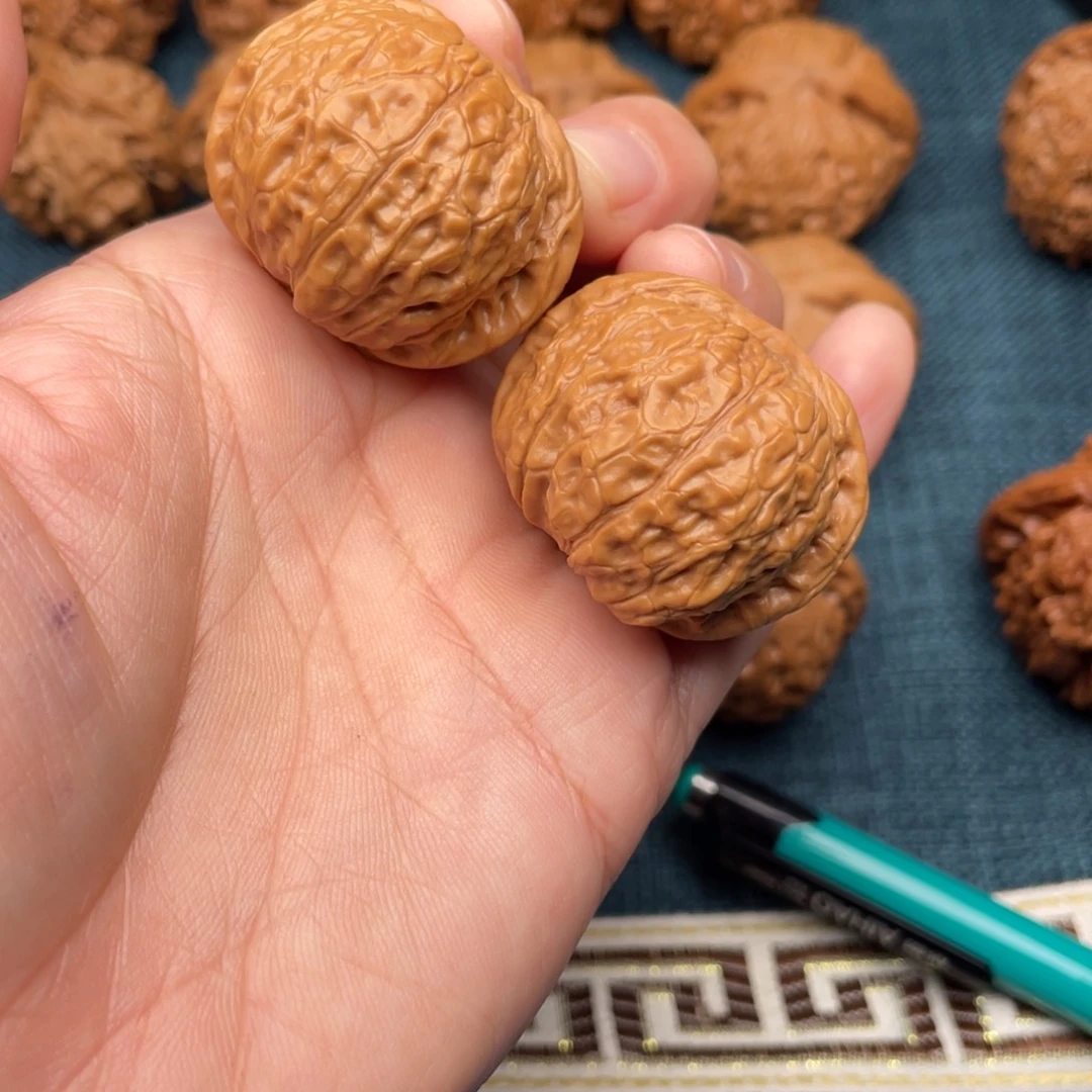 文玩核桃把件36全品瓷皮乾隆磨