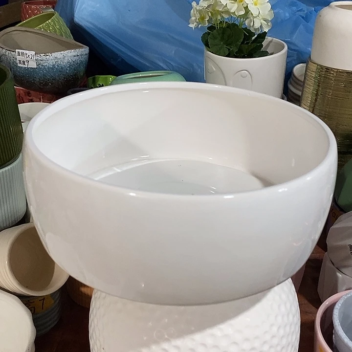 摆件陶陶盆有孔 瑕疵介意勿拍