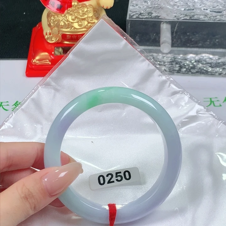 未镶嵌手镯翡翠圈口57+