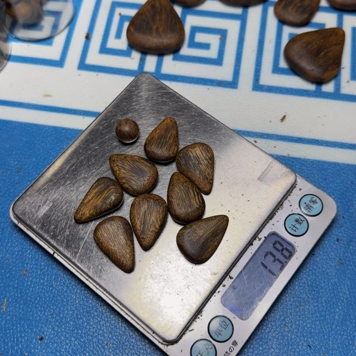 木?**?手工艺雕塑根雕木方板材13.4克