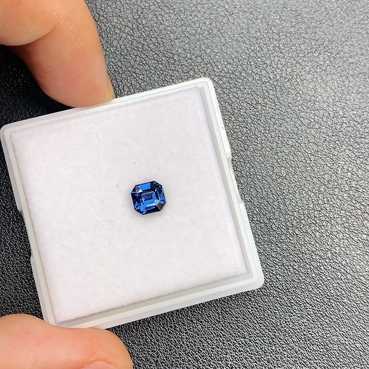 尖晶石裸石钴尖晶1.15克拉