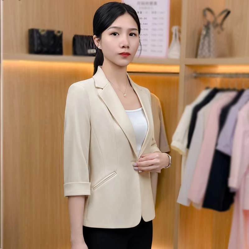 修身白色修身气质西装外套女中袖夏季洋气短款小个子休闲减龄西服