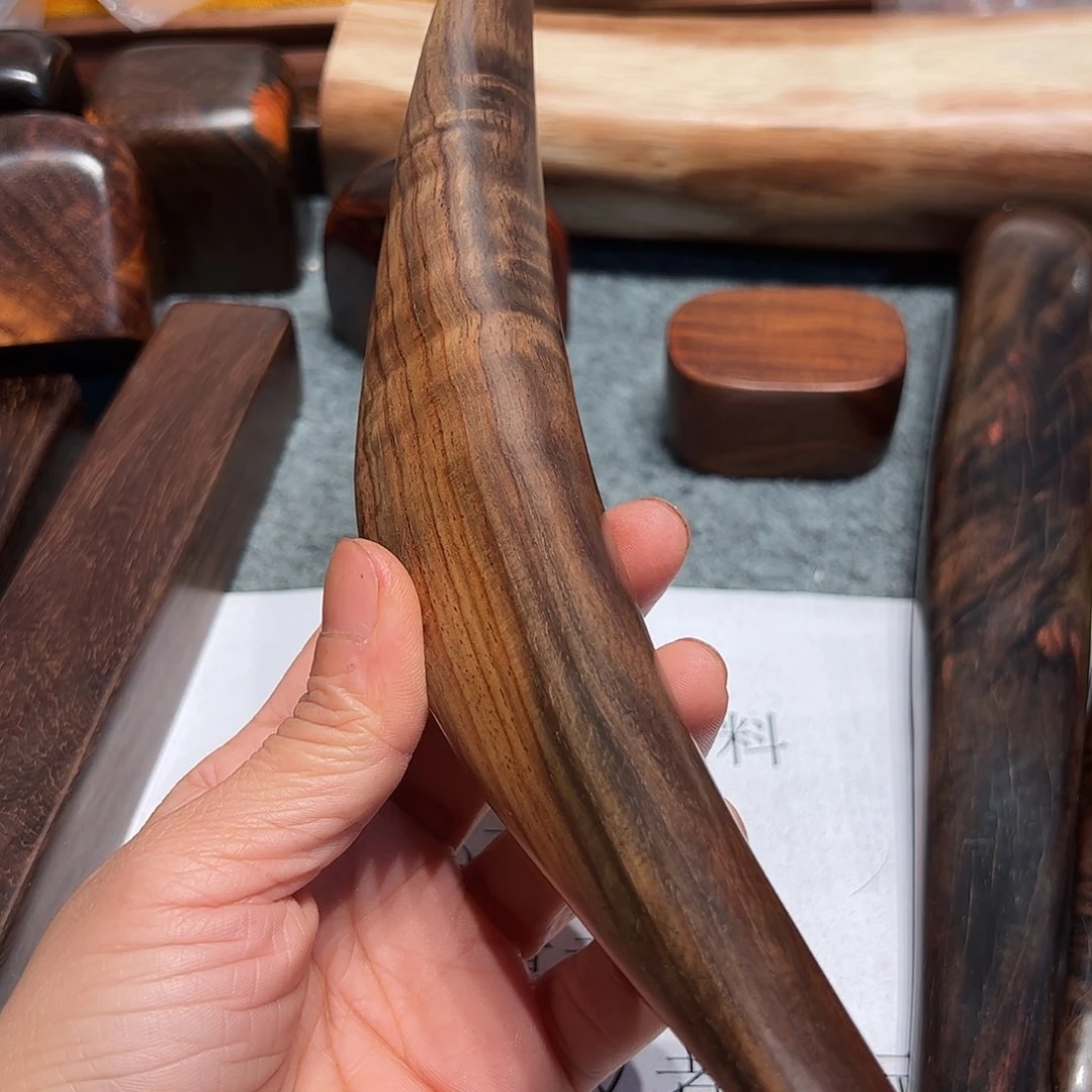 交趾黄檀（大红酸枝）荒*大