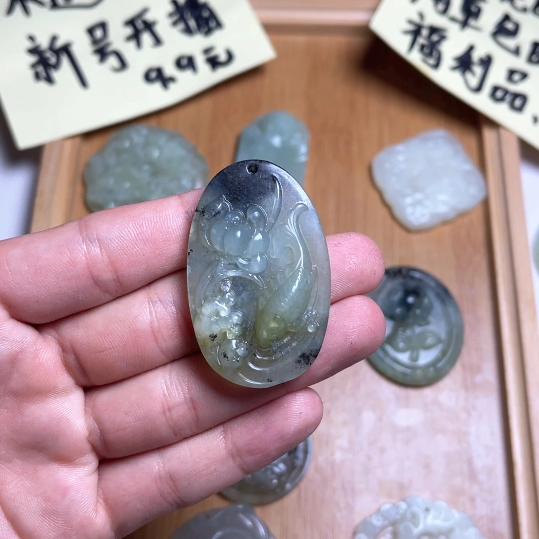 ᝰ***ᝰ合金蛇纹石玉颈饰