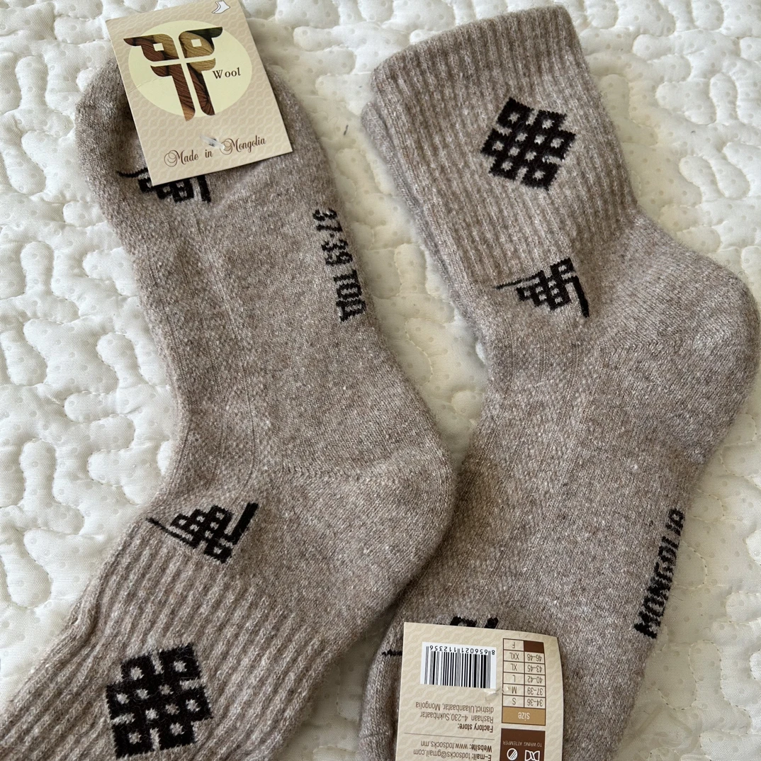 进口70%羊毛女士保暖加厚中筒袜防寒防臭吸汗透气