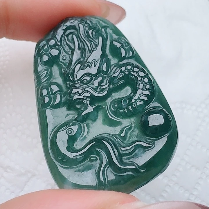 翡翠未镶嵌颈饰天然的A货翡翠多样性发其一